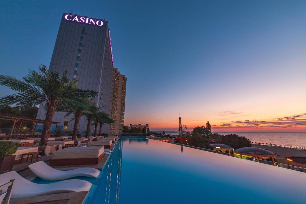 International Hotel Casino & Tower Suites Golden Sands Esterno foto